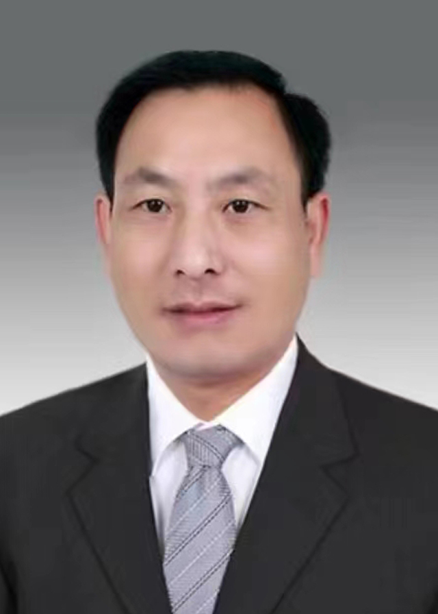 常务副会长​卢钦华